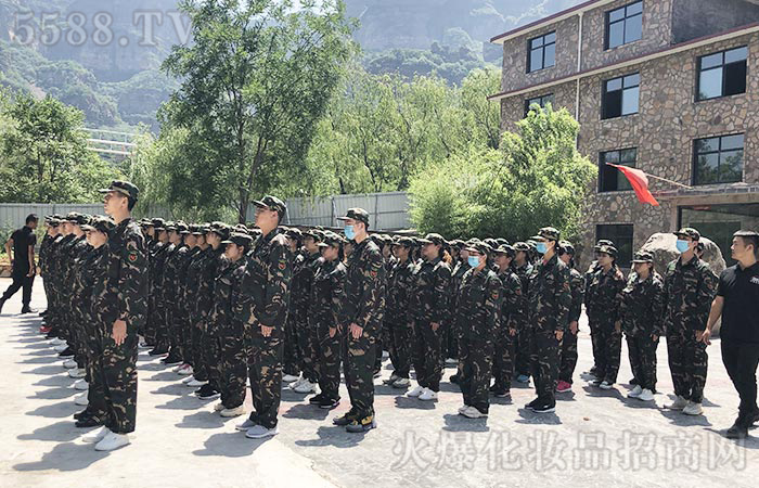 砥礪前行，沉淀自我